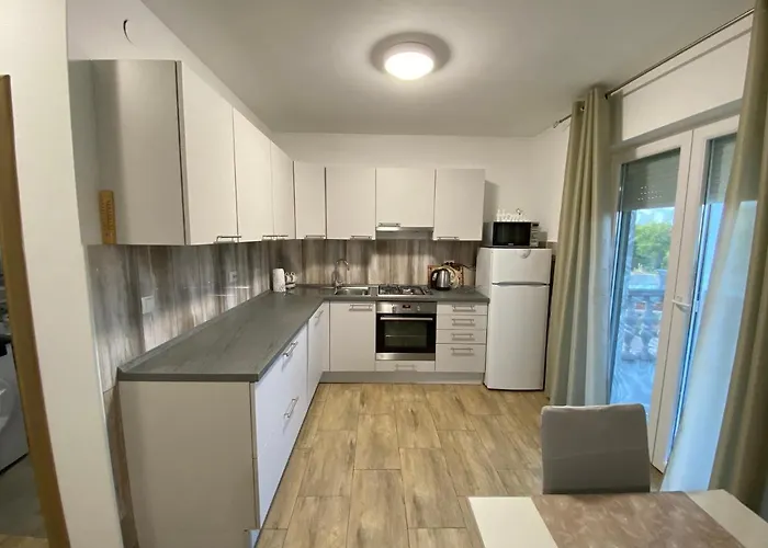 Kraljevic Apartman Vrh