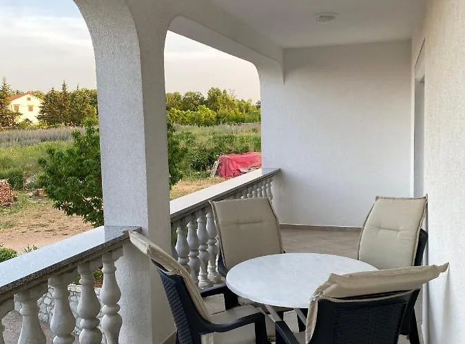 Apartment Kraljevic *